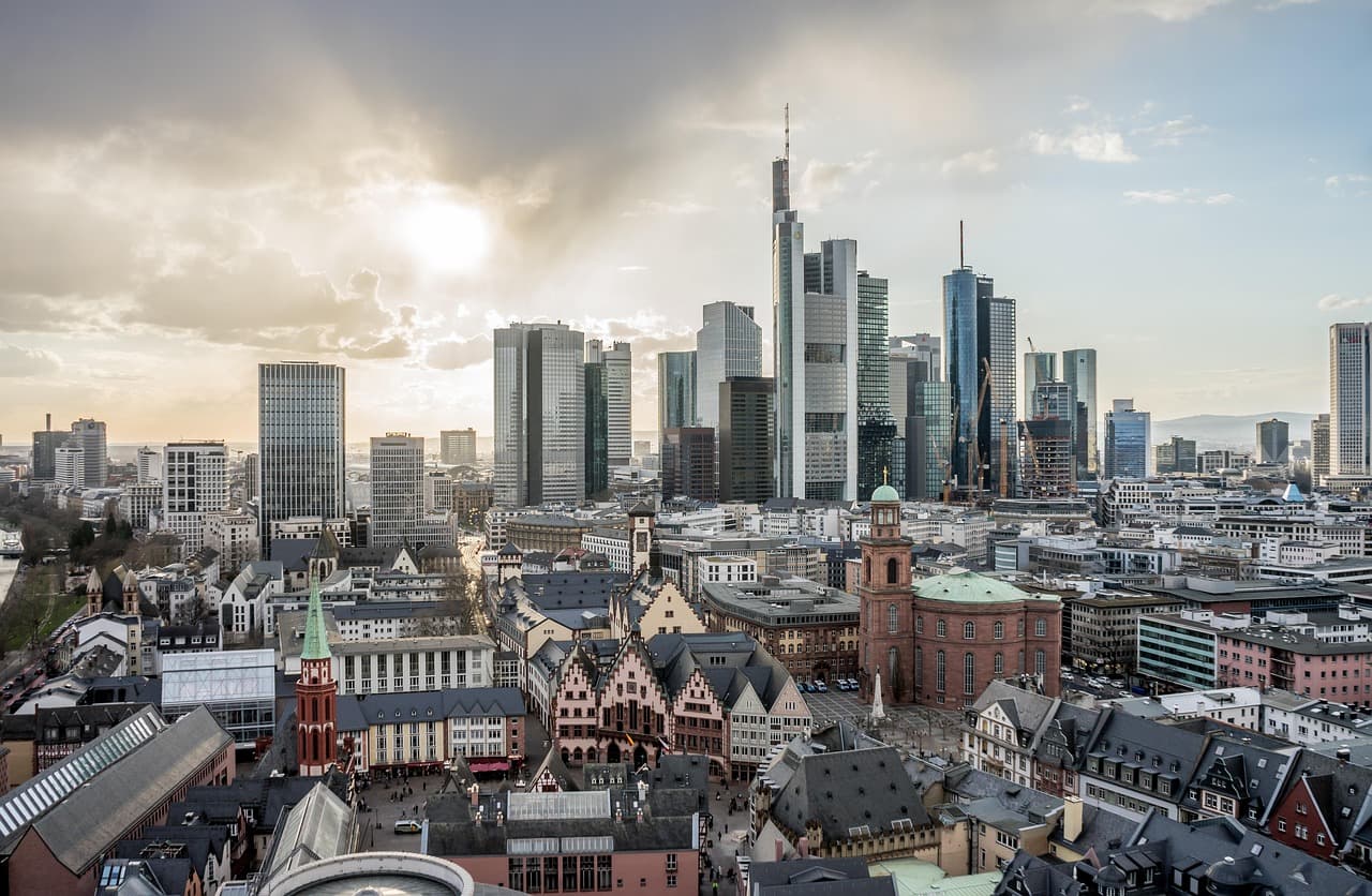 This image shows the city of Frankfurt