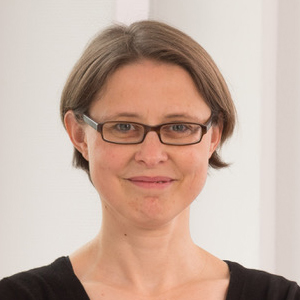 Stefanie Zuern